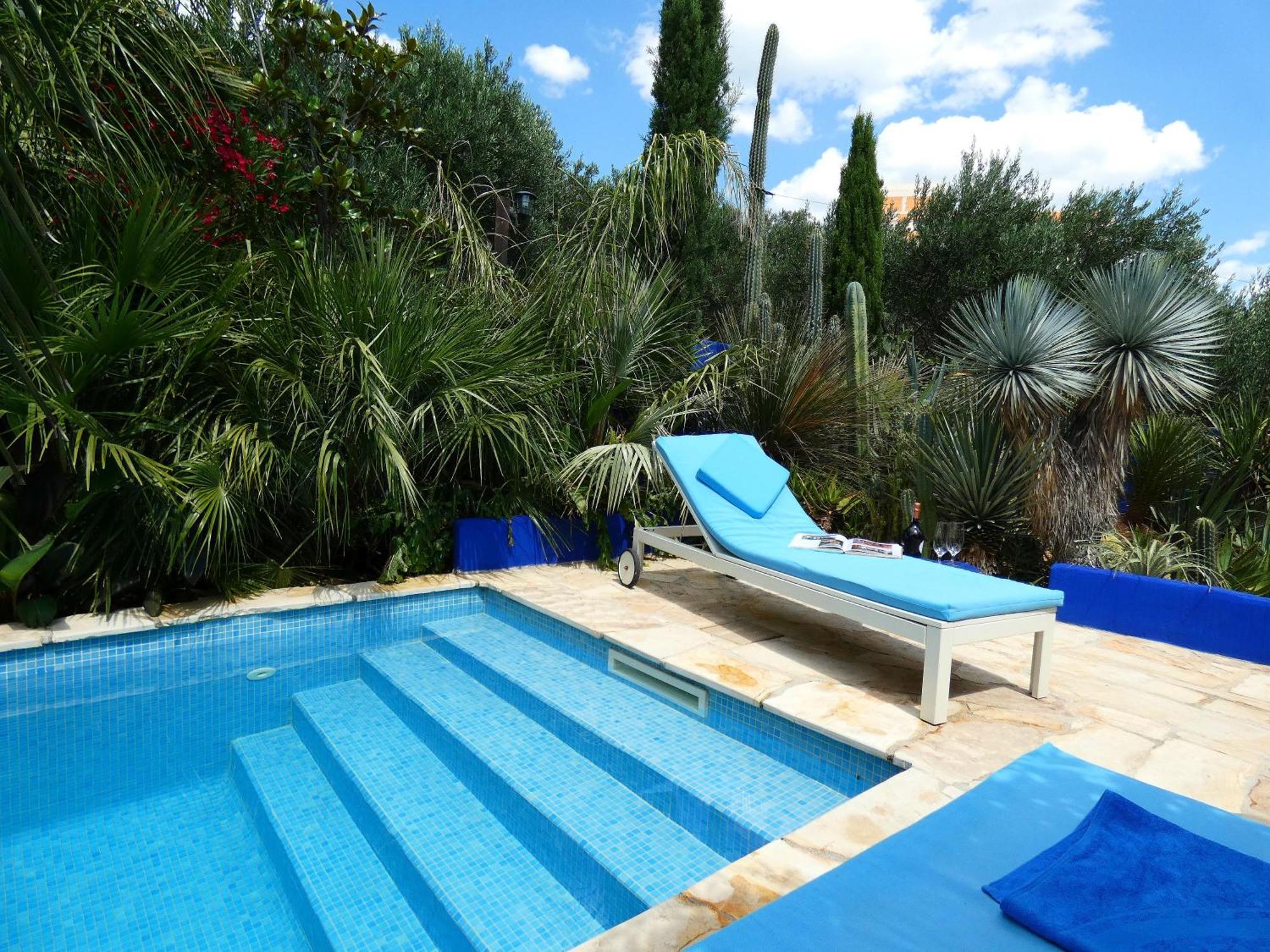 Villa Tropica, Total Privacy, Tropical Garden And Private Pool คาชเตลา ภายนอก รูปภาพ