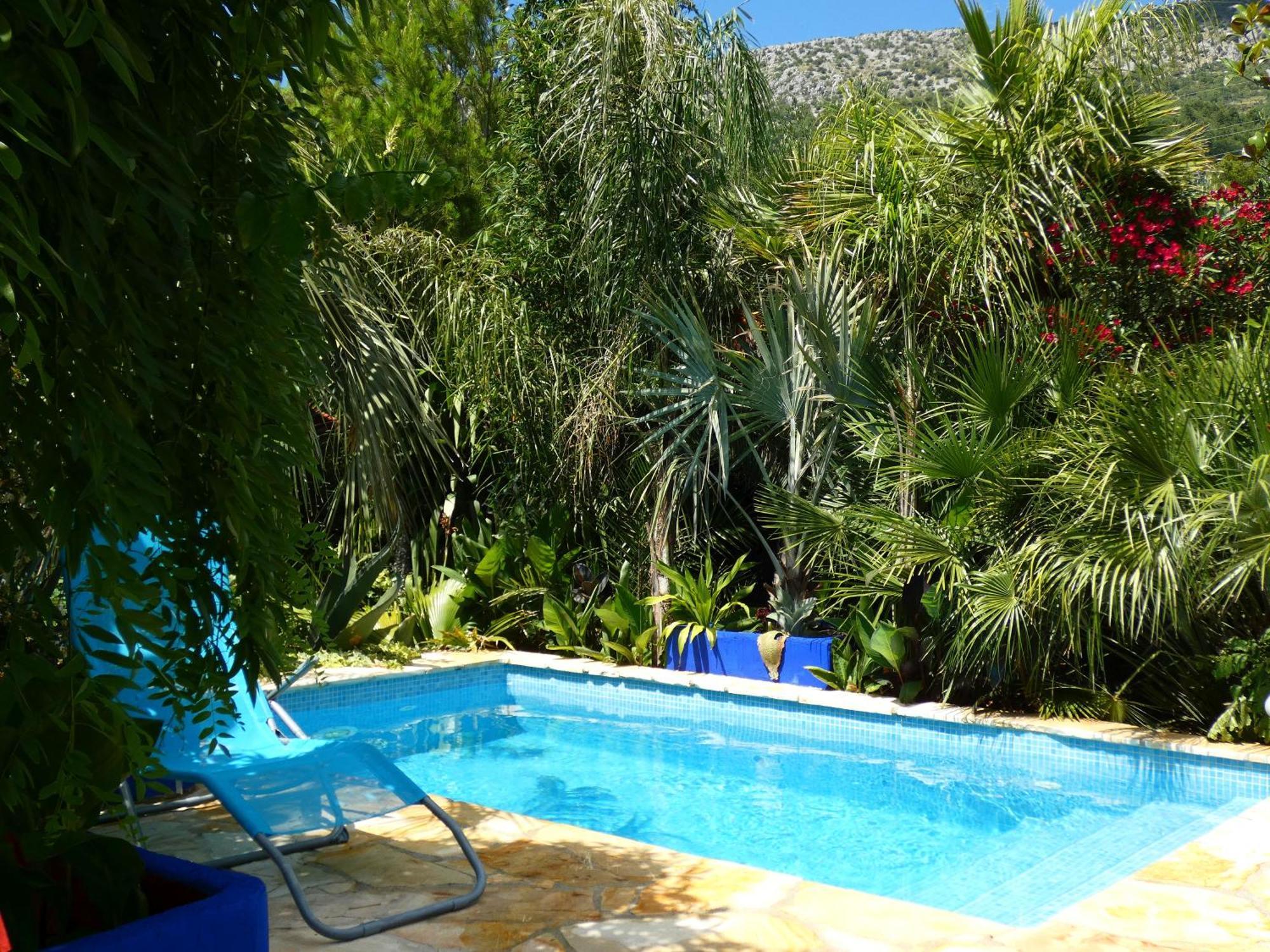 Villa Tropica, Total Privacy, Tropical Garden And Private Pool คาชเตลา ภายนอก รูปภาพ